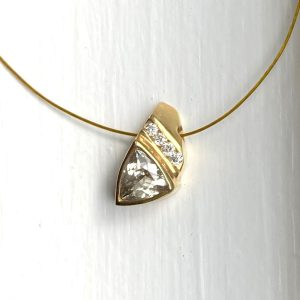 Gold Plated Pendant Bezel Set, 6mmTrilliant Cut Zultanite® Gemstone, and four small Diamonds